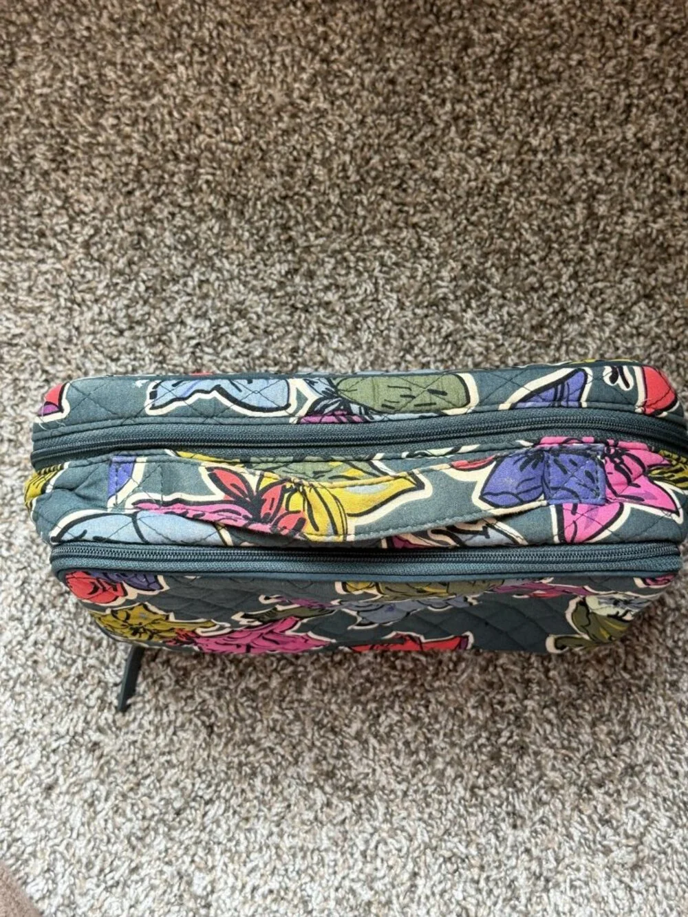 Vera Bradley Bengal Lily Charcoal Floral Large Blush & Brush Case